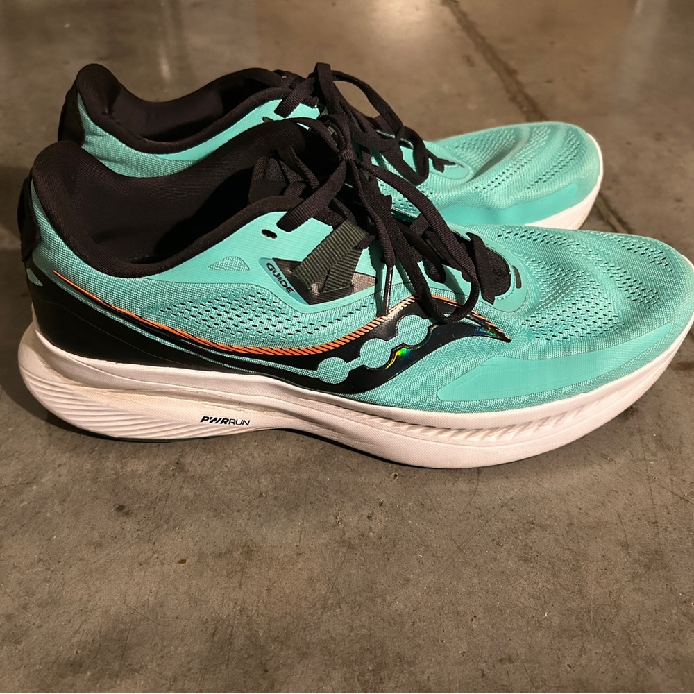 Saucony Mens Ride 16 running shoes